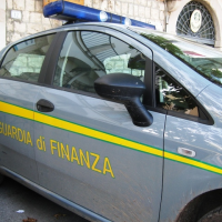 Muro, denunciato un macellaio che trasportava sangue di maiale in maniera non idonea